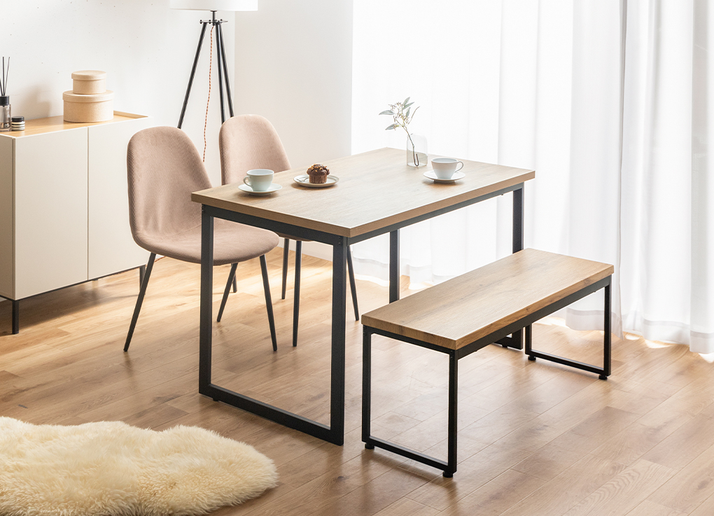 ダイニングテーブル