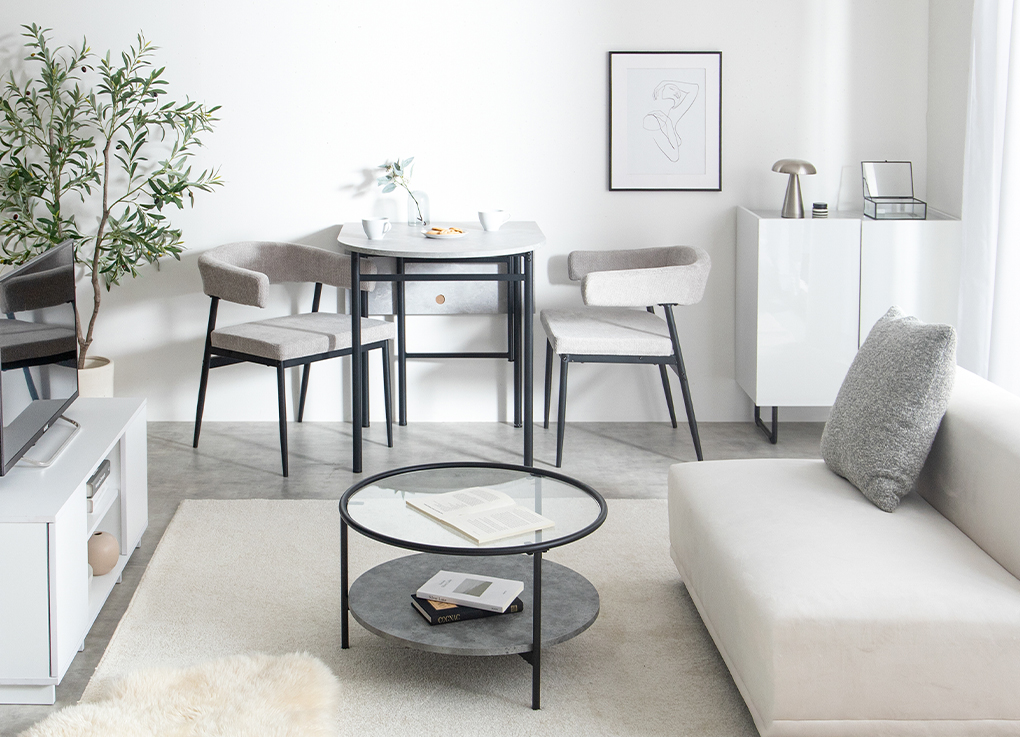 すっきり整った空間が、毎日の暮らしに上質な余白を生み出すモノトーンリビング