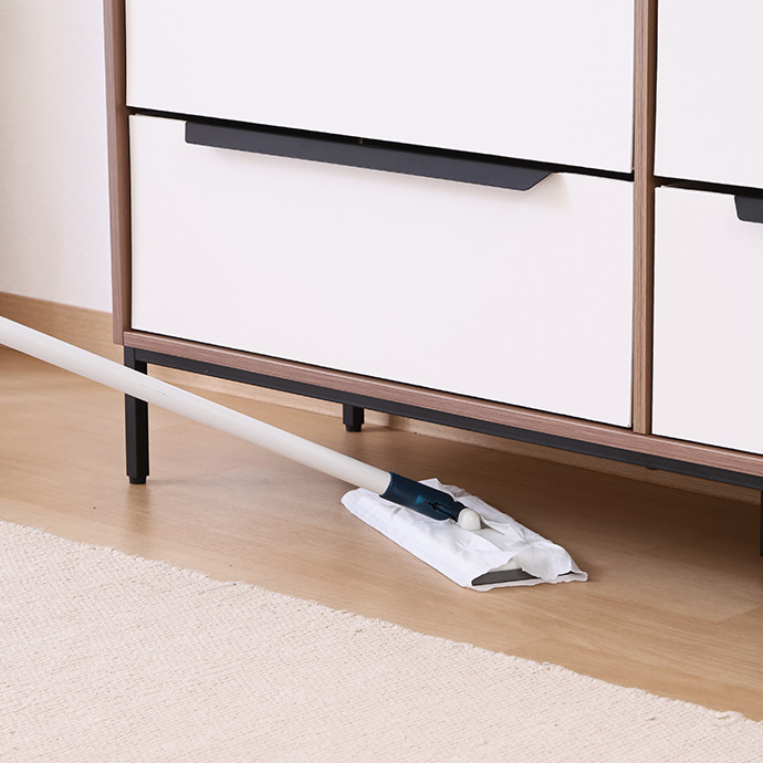 掃除しやすい脚付き設計