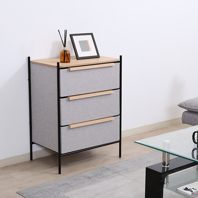 暮らしになじむ、すっきり収納チェスト