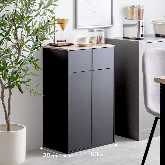 圧迫感なくすっきり置けるスリム設計