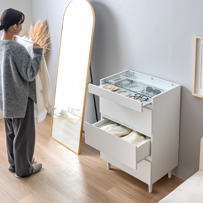 洋服もアクセサリーもこの一台ですっきり整理