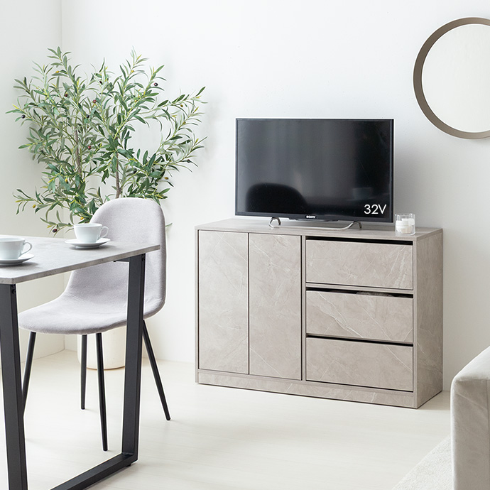 ハイタイプのテレビ台としても