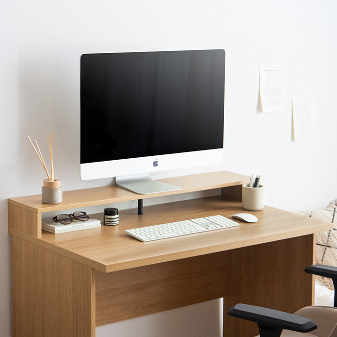 モニター台で広がる作業スペース