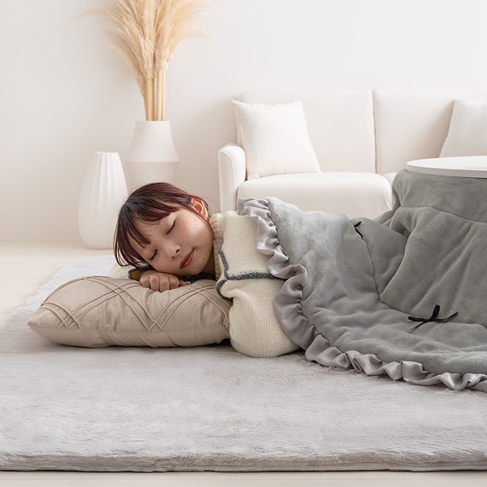 身体に自然にフィットして温もりを守ります