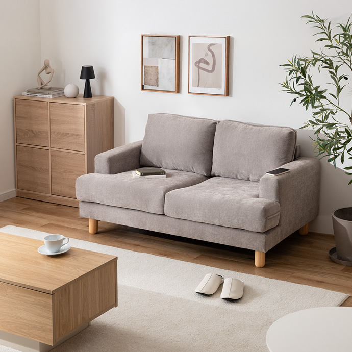 空間にやさしく馴染むシンプルデザイン