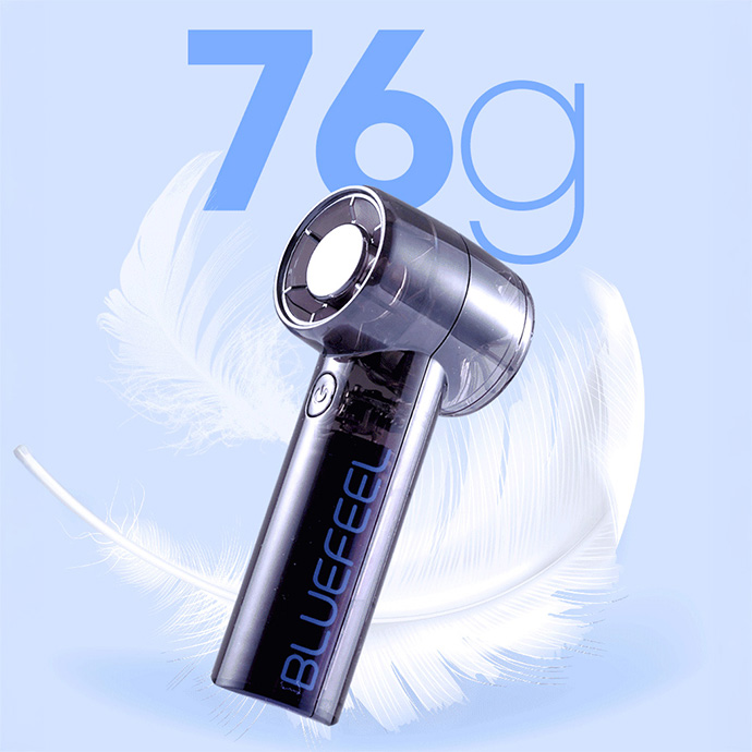 わずか約76gの超軽量ボディ